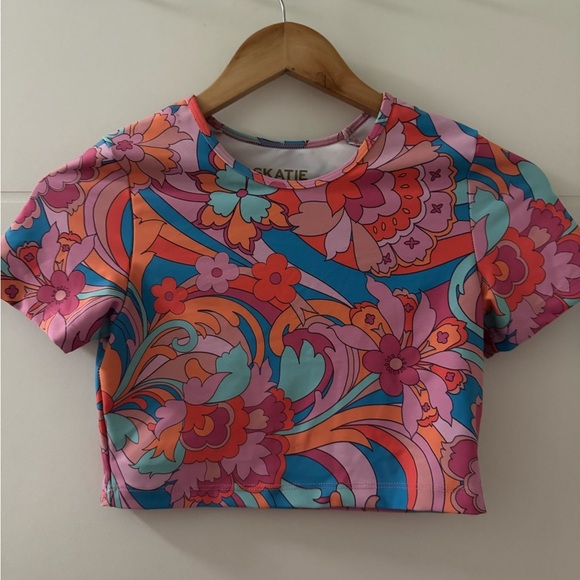 Skatie Lanai Swim Top - Picture 2 of 6